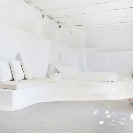 Ξενοδοχείο The One Mykonos 4*