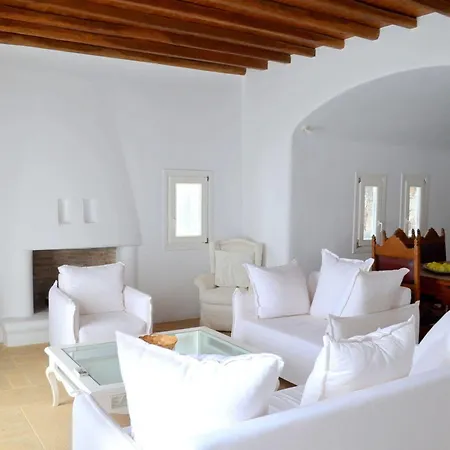 The One Mykonos Hotel Agios Ioannis Diakoftis